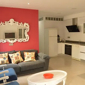 https://apartamento-el-la-marina-de-la-torre.es-andalucia.com